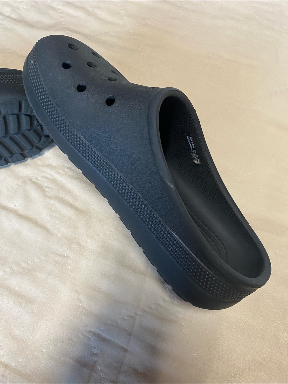 CROCS Women's Slip-On Clog in black - Picture 2 of 5
